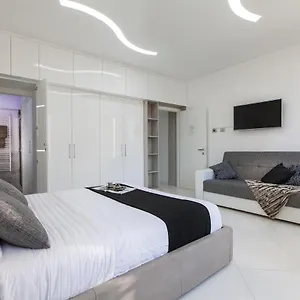 white-apartments-rental-in-rome.it-romehotels.com/