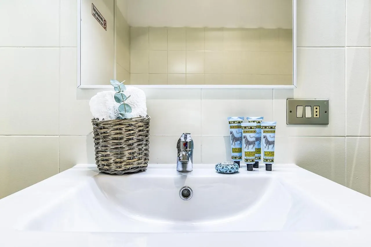 Beplace Apartments In Porta Garibaldi Milano