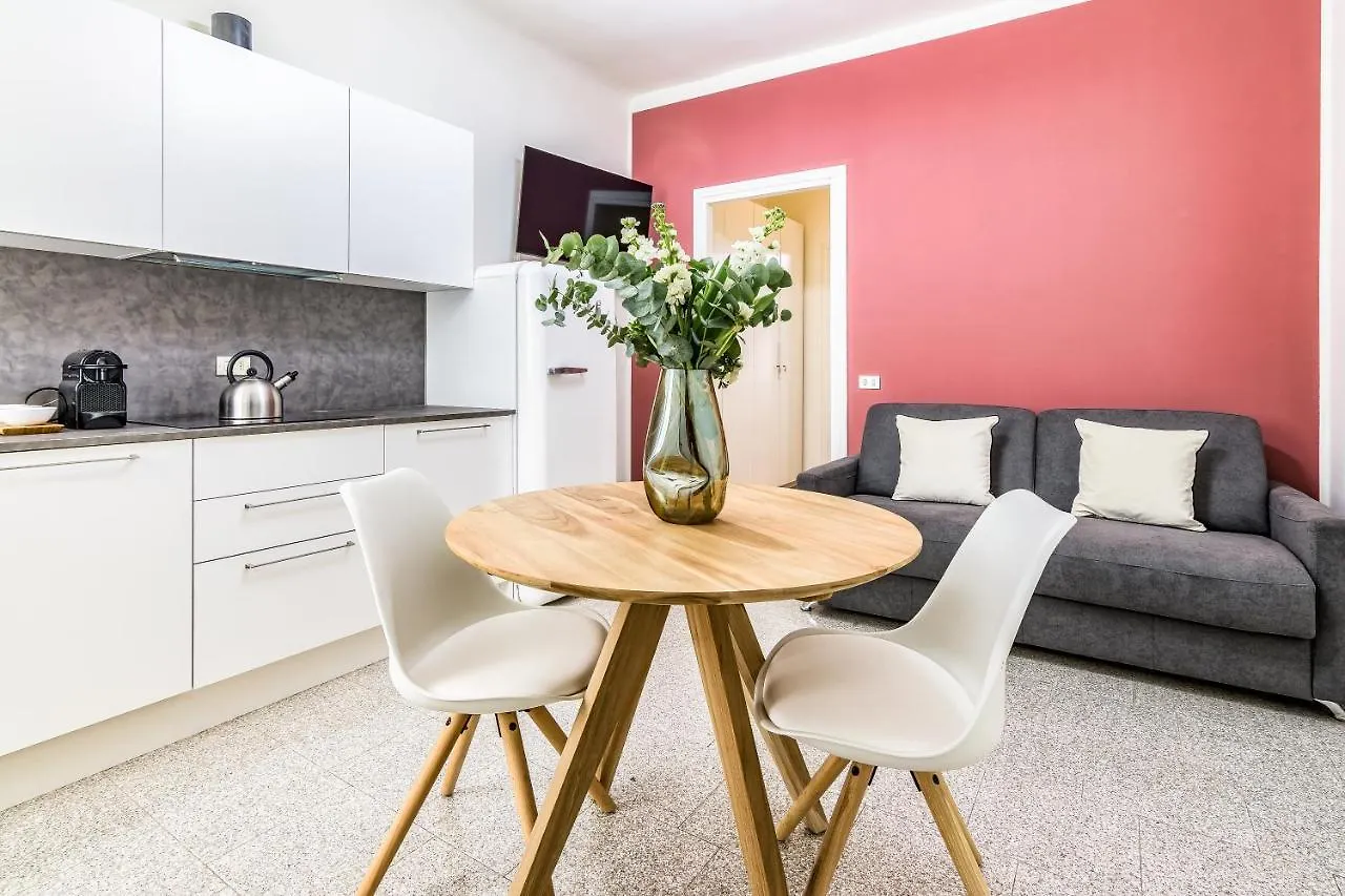 Beplace Apartments In Porta Garibaldi Milano