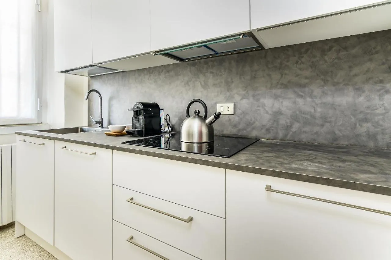 Beplace Apartments In Porta Garibaldi Milano Italia
